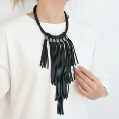 Halskette Queen Quimba -Modebekleidungs Geschäft 890785faf12d7318db0e9503f746d511