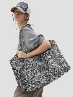 Handtasche Queen Gheoeva (2 Farben) -Modebekleidungs Geschäft 9a5846396b5de35e6624ae383c5b2aaa