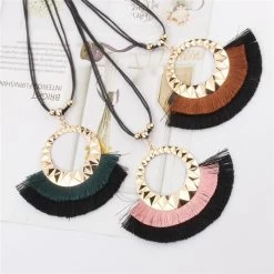 Halskette Queen Abbanwa (5 Farben) 21 Halskette Queen Abbanwa (5 Farben) -Modebekleidungs Geschäft Ahmed Boho Ethnic Tassel Necklace for Women Statement Fashion Jewelry Long Necklace 5 Color Female Gift 2cdf9edb c161 4a08 80cb 5ad9c17ad75a