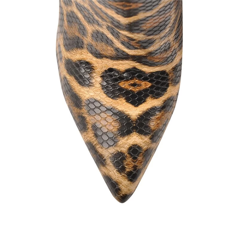 Stiefel Queen Saffada 7 Stiefel Queen Saffada – Bild 5