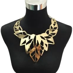 Kropfband Queen Hetarya (2 Farben) -Modebekleidungs Geschäft MANILAI Hollow Leaf Metal Choker Punk Large Necklaces Women Collar Big Torques Statement Necklaces Maxi Jewelry