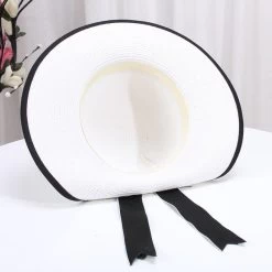 Hut Queen Fellisa (2 Farben) 15 Hut Queen Fellisa (2 Farben) -Modebekleidungs Geschäft Summer Straw Hat Fashion Wide Brim Casual Beach Sun Hats Outdoor Foldable Sunscreen Block UV Protection d6dddbde 58a7 4eea b55e 32abfdec6b8e