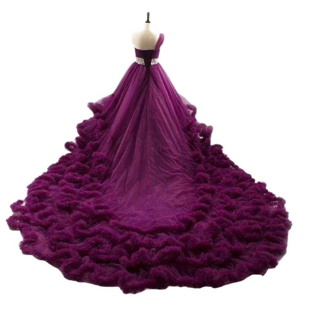 Abendkleid Queen Sweeper 3 Abendkleid Queen Sweeper