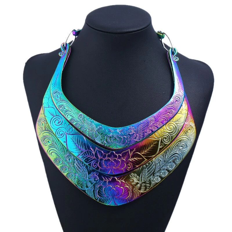 Halskette Queen Giovanna (3 Farben) 3 Halskette Queen Giovanna (3 Farben)