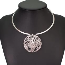 Kropfband Queen Liptium (2 Farben) 14 Kropfband Queen Liptium (2 Farben) -Modebekleidungs Geschäft product image 1304713899