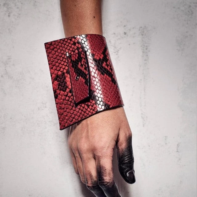 Armband Drag Gruselig (3 Farben) 5 Armband Drag Gruselig (3 Farben) – Bild 3