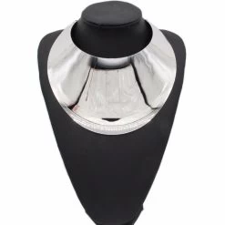 Kropfband Queen Cukum (2 Farben) 12 Kropfband Queen Cukum (2 Farben) -Modebekleidungs Geschäft product image 1620243942