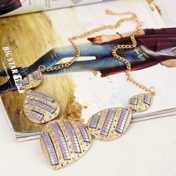 Halskette Queen Rimini (3 Farben) -Modebekleidungs Geschäft product image 1719234516