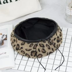 Baskenmütze Drag War (3 Farben) 24 Baskenmütze Drag War (3 Farben) -Modebekleidungs Geschäft product image 1834616166