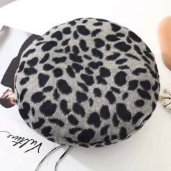 Baskenmütze Drag War (3 Farben) 21 Baskenmütze Drag War (3 Farben) -Modebekleidungs Geschäft product image 1834616167