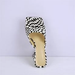 Sandalen Queen Ruscus (2 Farben) 21 Sandalen Queen Ruscus (2 Farben) -Modebekleidungs Geschäft product image 1899035940