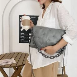 Handtasche Queen Melodie (6 Farben) -Modebekleidungs Geschäft product image 1929965815