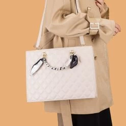 Handtasche Queen Luzon (4 Farben) -Modebekleidungs Geschäft product image 1932435455