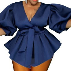 Bluse Queen Thiona (3 Farben) -Modebekleidungs Geschäft product image 1950625083 removebg preview 500x 46e7266e 6d57 4def ab47 cc8e5e39c0ae