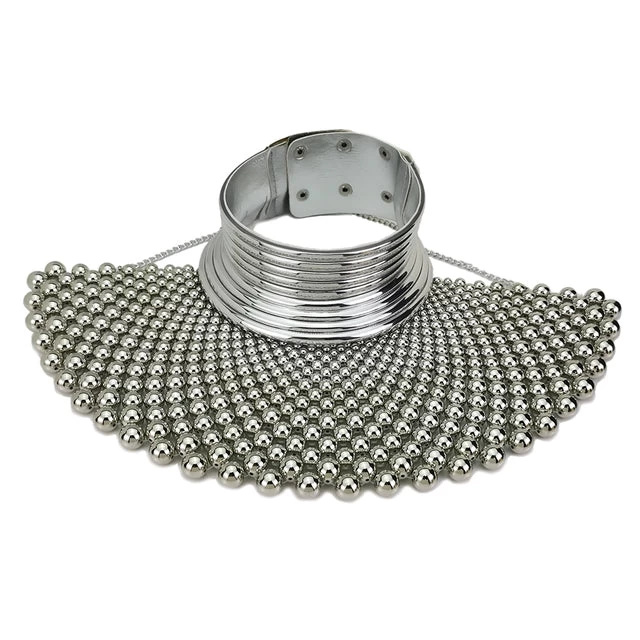 Kropfband Queen Minastra (3 Farben) 3 Kropfband Queen Minastra (3 Farben)