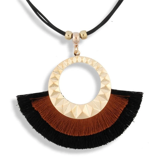 Halskette Queen Abbanwa (5 Farben) 7 Halskette Queen Abbanwa (5 Farben) – Bild 5