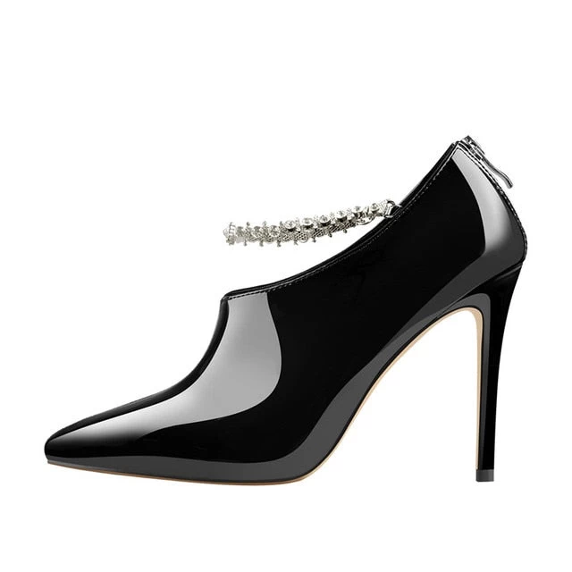 Schuhe Queen Thruc 3 Schuhe Queen Thruc