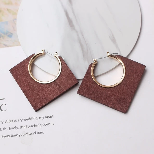 Ohrstecker Queen Lumbois (4 Farben) 5 Ohrstecker Queen Lumbois (4 Farben) – Bild 3