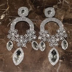 Ohrstecker Queen Novinnea (5 Farben) -Modebekleidungs Geschäft v white 1565034316